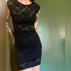 Bodycon lace black dress small